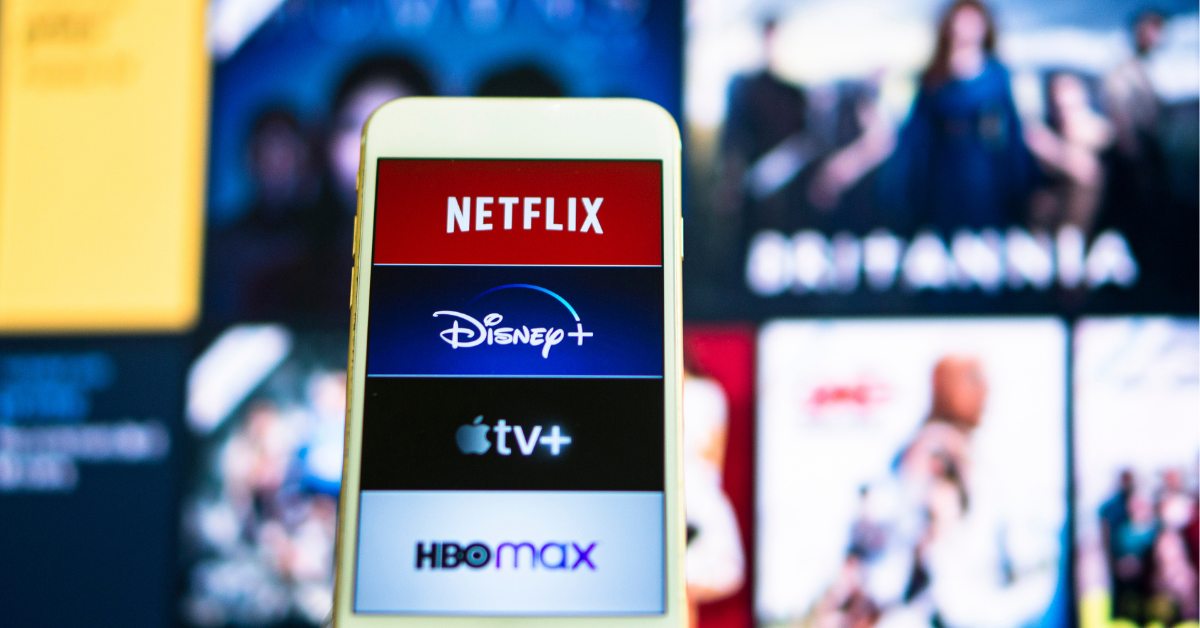 Original language vs. dubbed movies: effects on our brain
